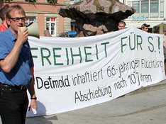 Freiheit für S.N. - Protestplakat bei der Mahnwache am 15.07.13 Freiheit für S.N. - Protestplakat bei der Mahnwache am 15.07.13