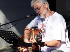 Wolfgang MacGregor bei einem seiner Auftritte Wolfgang MacGregor bei einem seiner Auftritte