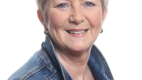 Uschi Jacob-Reisinger, Fraktionsvorsitzende der Kreistagsfraktion und Kandidatin zur Landtagswahl für Lippe III Uschi Jacob-Reisinger, Fraktionsvorsitzende der Kreistagsfraktion und Kandidatin zur Landtagswahl für Lippe III